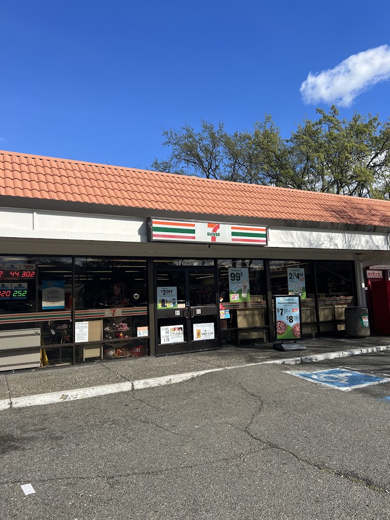 Photo of 7-Eleven