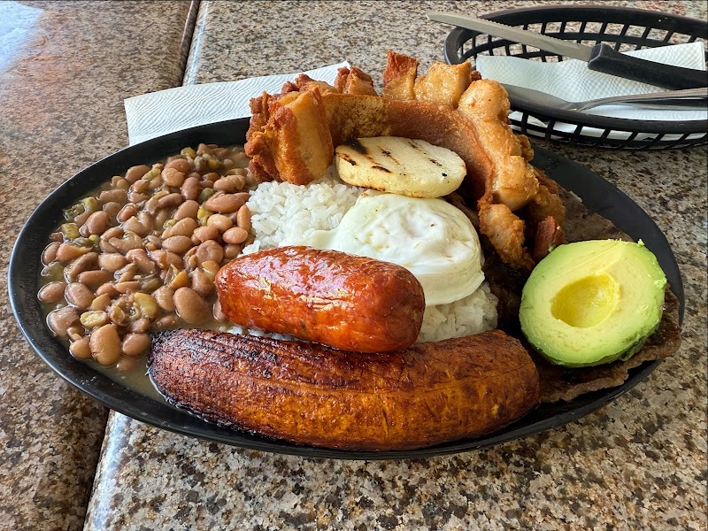 Sabores Colombianos photo 4
