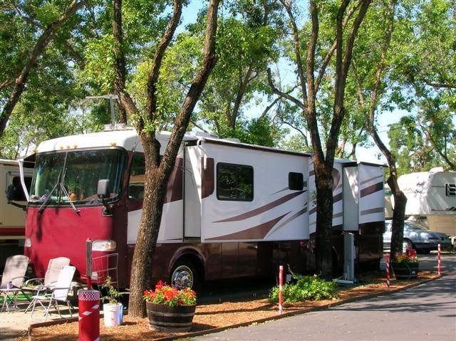 Lee's Manufactured Home and RV Community photo 4