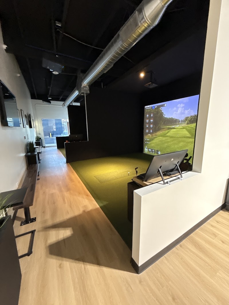 Desert Links Indoor Golf photo 4
