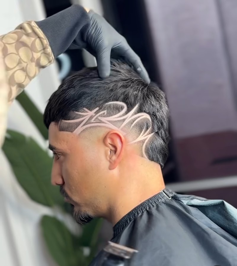 Señor Guapo 24/7 Barbershop photo 4