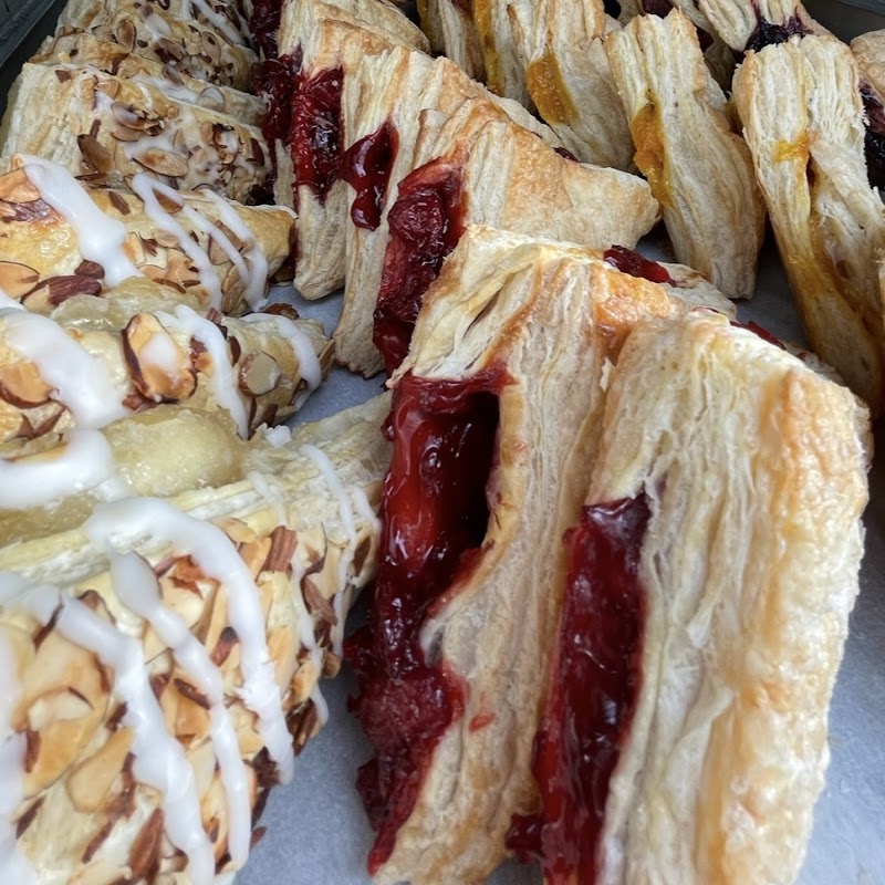 Tom’s Bakery (Davis Bread & Desserts) photo 5