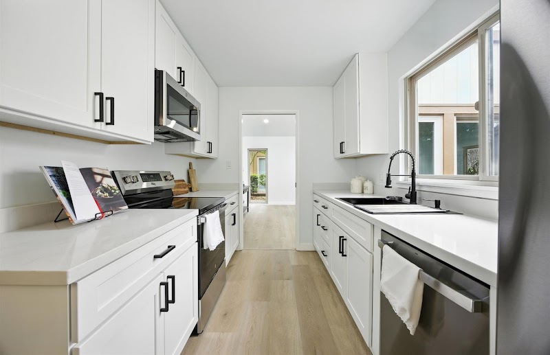 Team Schuler | Bay Area Real Estate Agents & REALTORS® – SF, Alameda, Silicon Valley | Compass photo 3