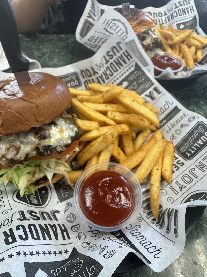 O-TOWN BBQ & GRILL photo 2