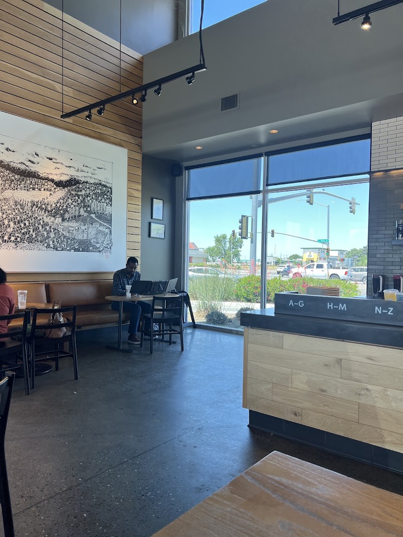 Starbucks photo 3