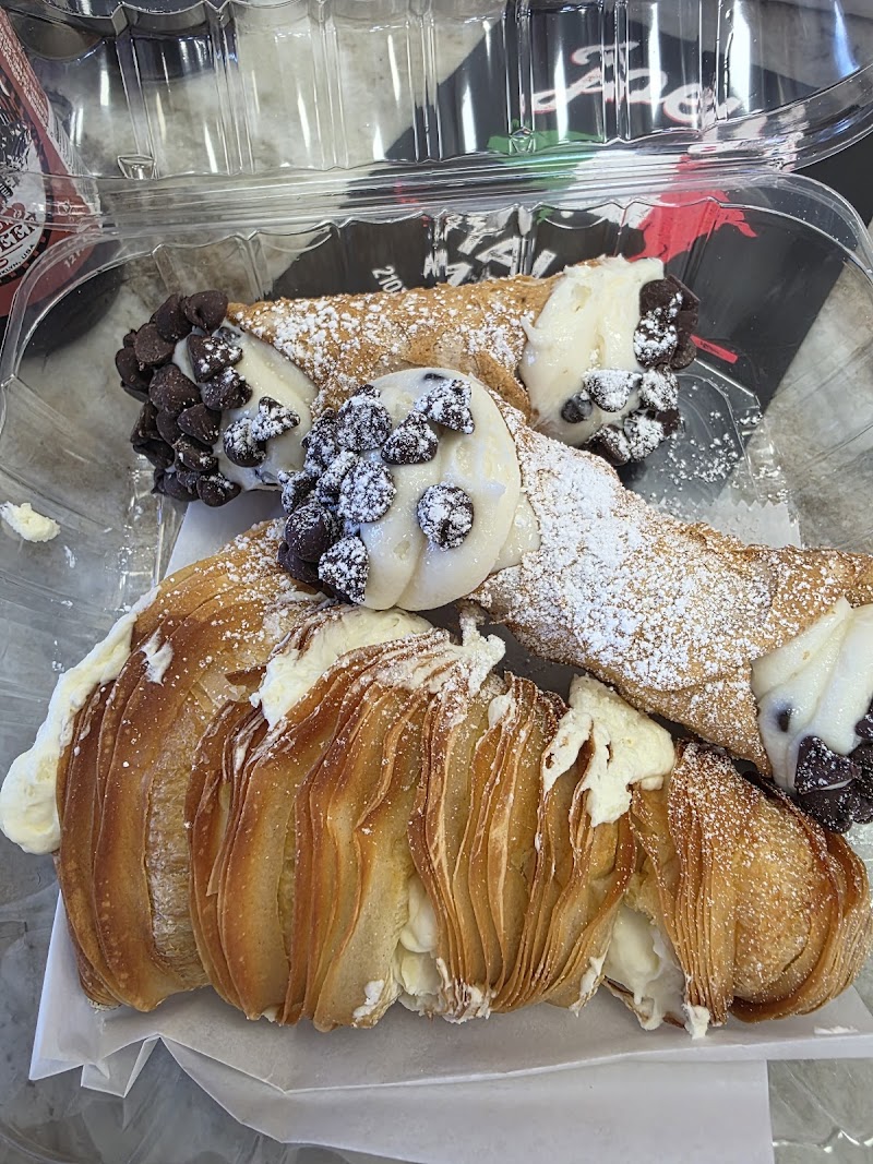 Joey’s Italian Market photo 2