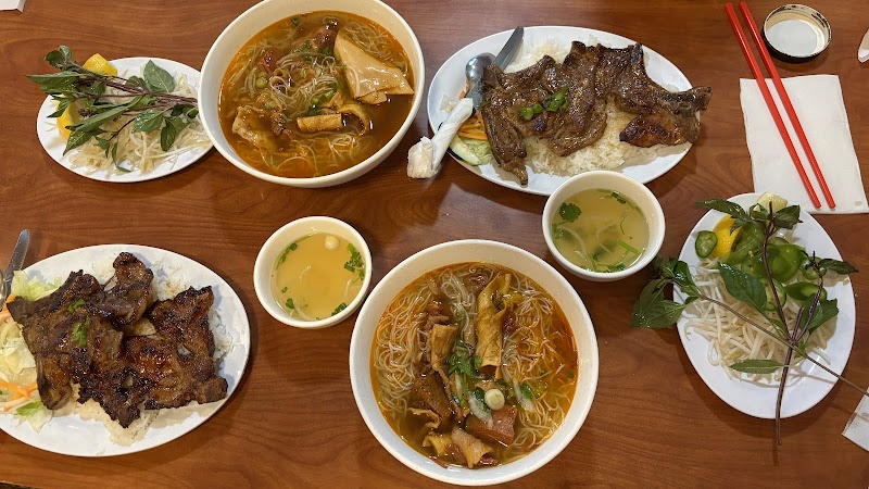 Pho Huynh Hiep 4 - Kevin's Noodle House photo 2