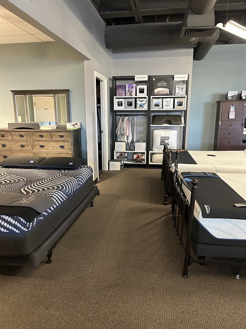 Mancini's Sleepworld Saratoga photo 5