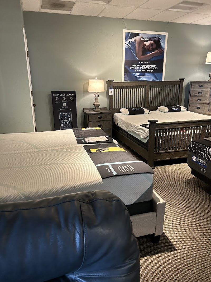 Mancini's Sleepworld Saratoga photo 2