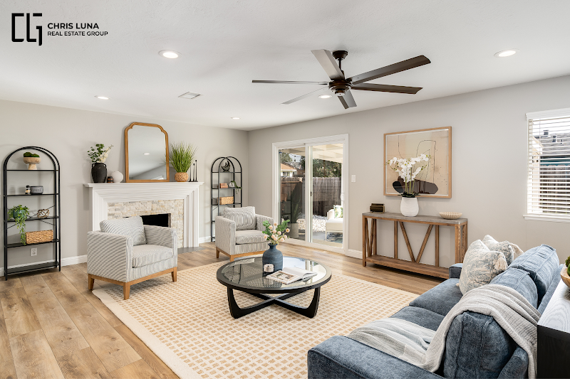 Photo of Chris Luna - COMPASS REALTOR® DRE #01833730