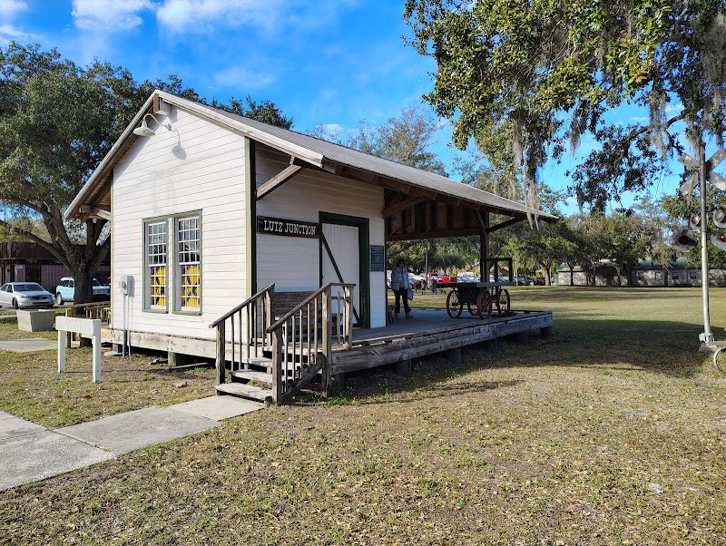 Lutz Memorial Park photo 4