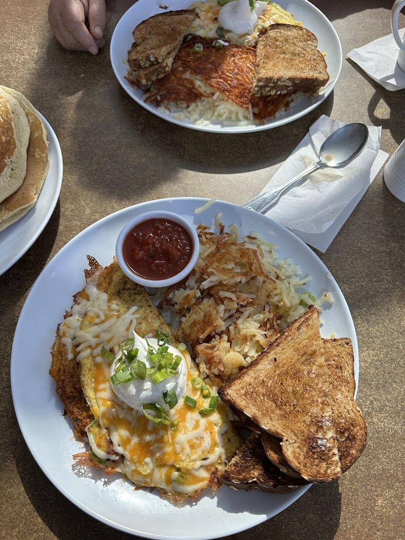 Breakers Breakfast, Brunch & Lunch photo 4