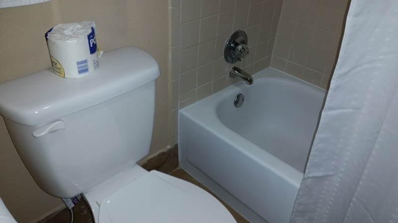 Rodeway Inn photo 4