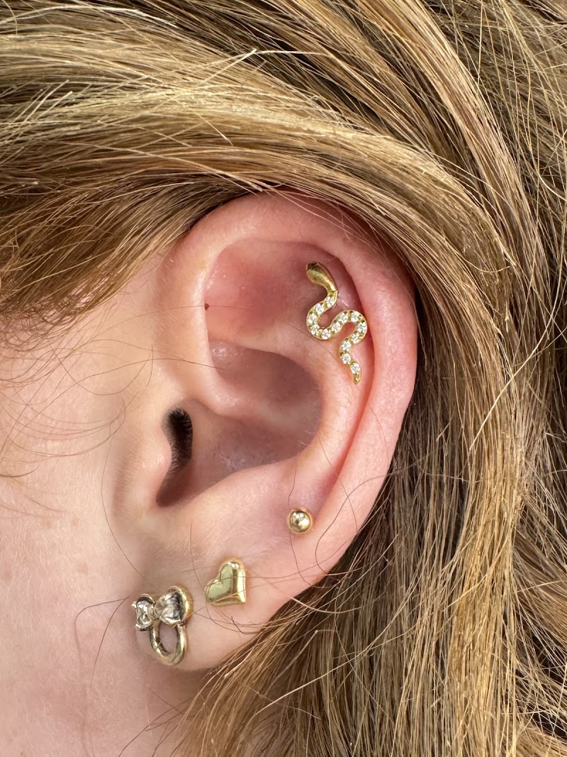 Pierce Me Studio photo 2