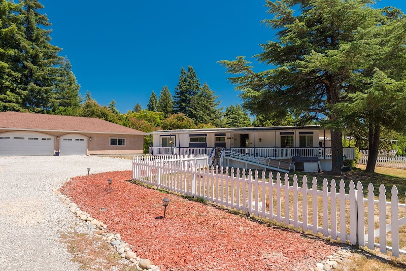 Corcoran Icon Properties photo 3