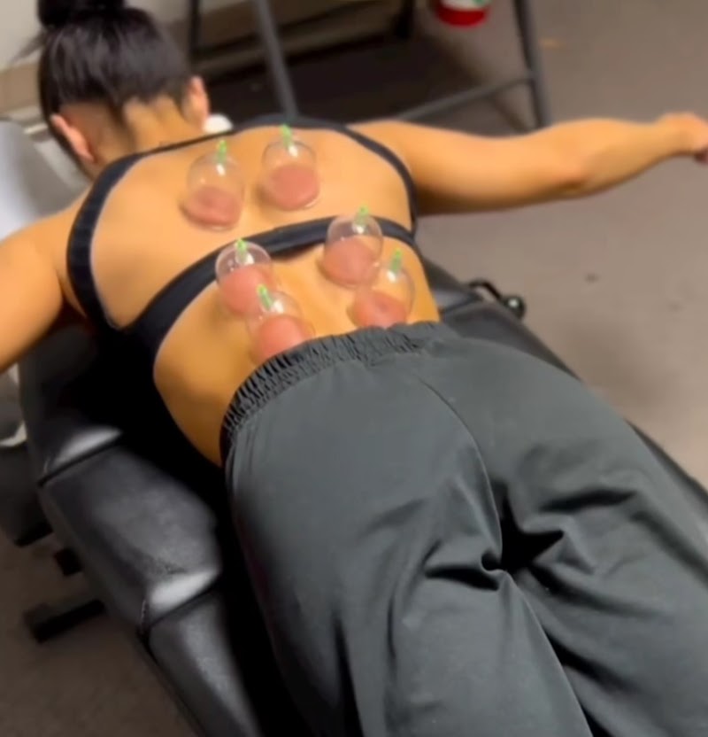 Ehasz Chiropractic photo 5