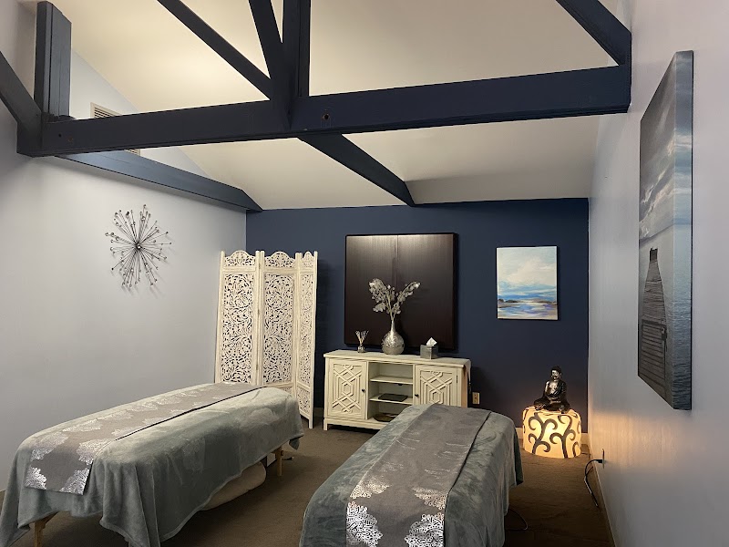 Floating Lotus Therapeutic Spa and Health Center photo 4