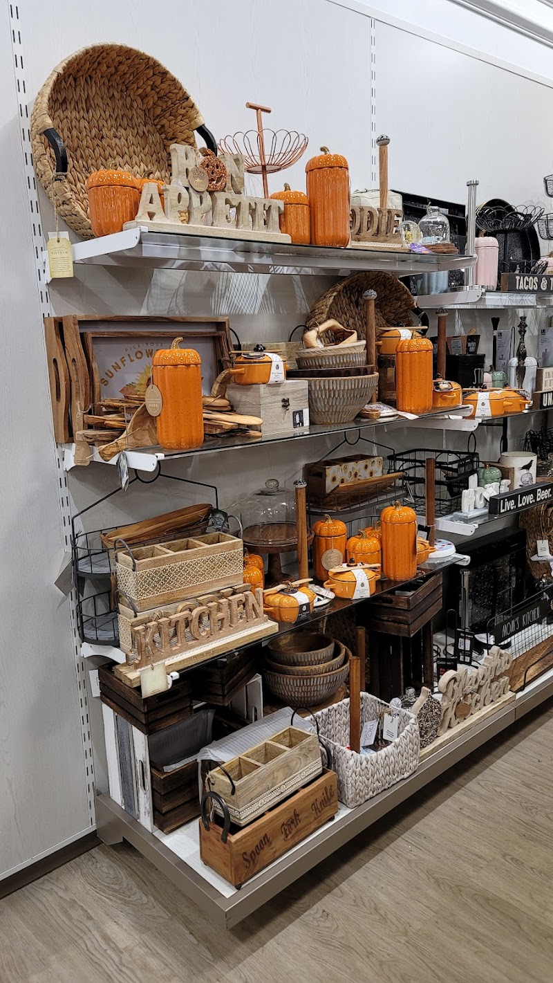 HomeGoods photo 2