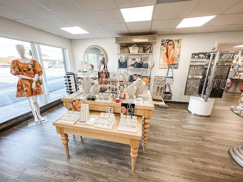 Bronze Lady Boutique photo 2