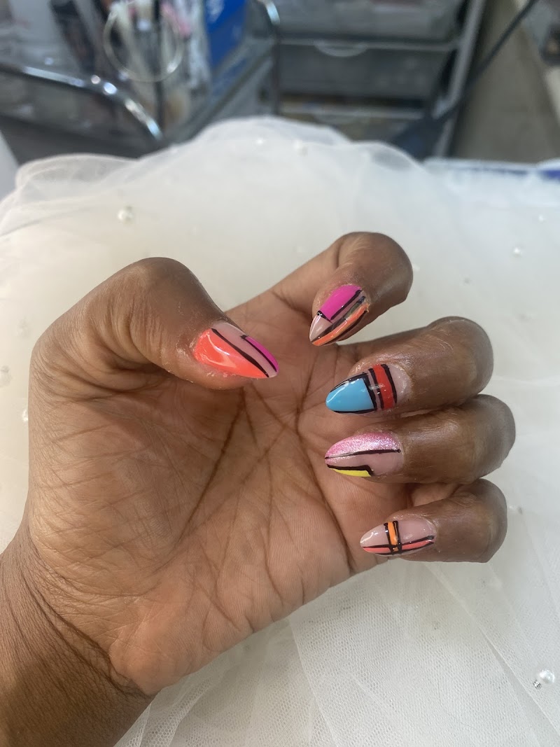 Artist Nails & Spa LLC photo 3