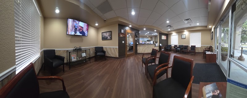 Photo of Bushnell Family & Cosmetic Dentistry: Ahmed Nadeem DDS