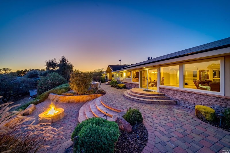 Coldwell Banker Brokers of the Valley: Avi Strugo photo 2