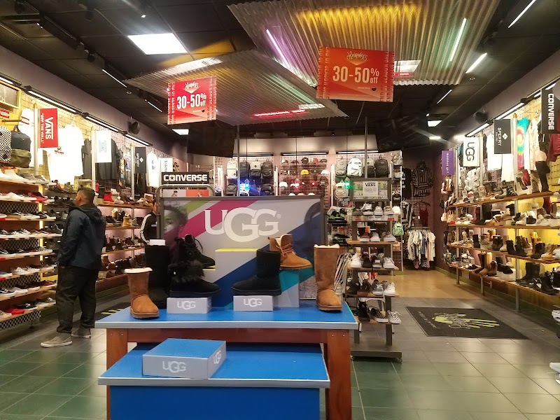 Dover Mall photo 5