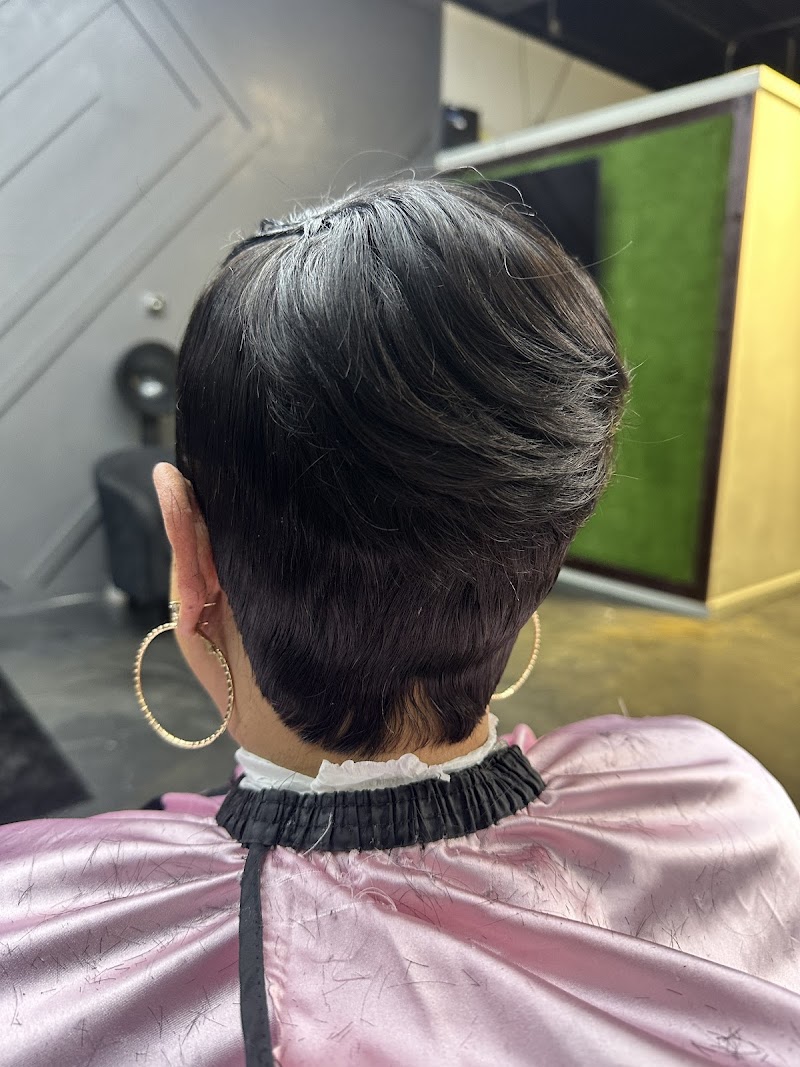 House of slay hair studio photo 2