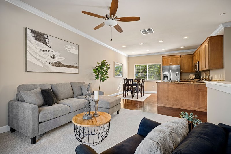 Lisa Doyle & The Doyle Team, Christie's International Real Estate Sereno photo 4