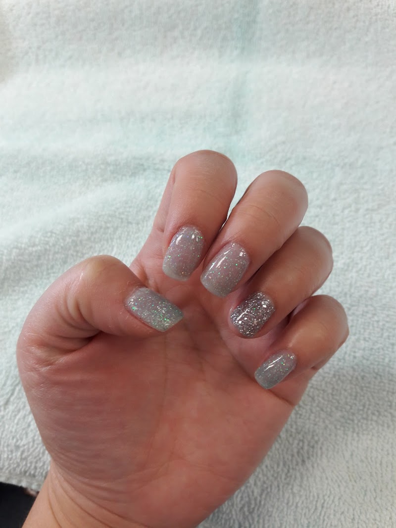 Marshall Nail & Spa photo 2