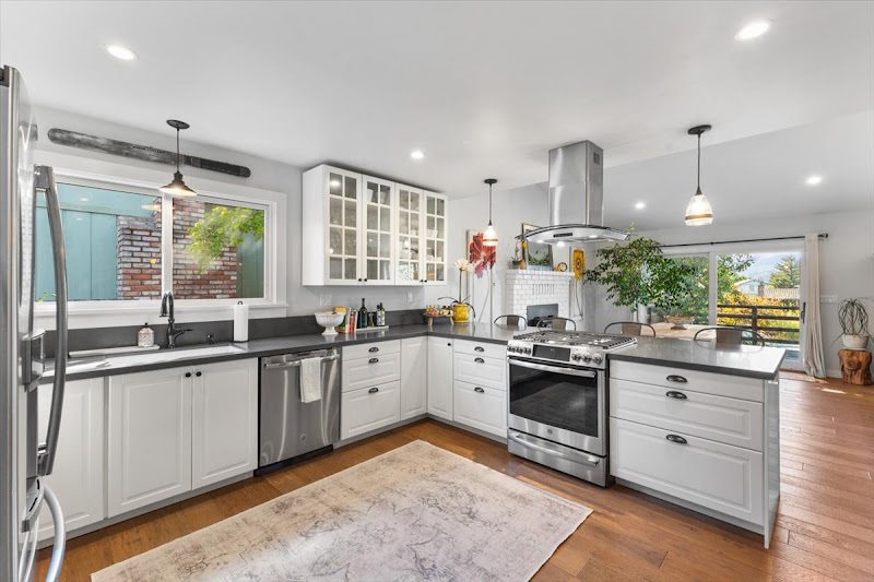 The Lucero Group - Vanguard Properties photo 4