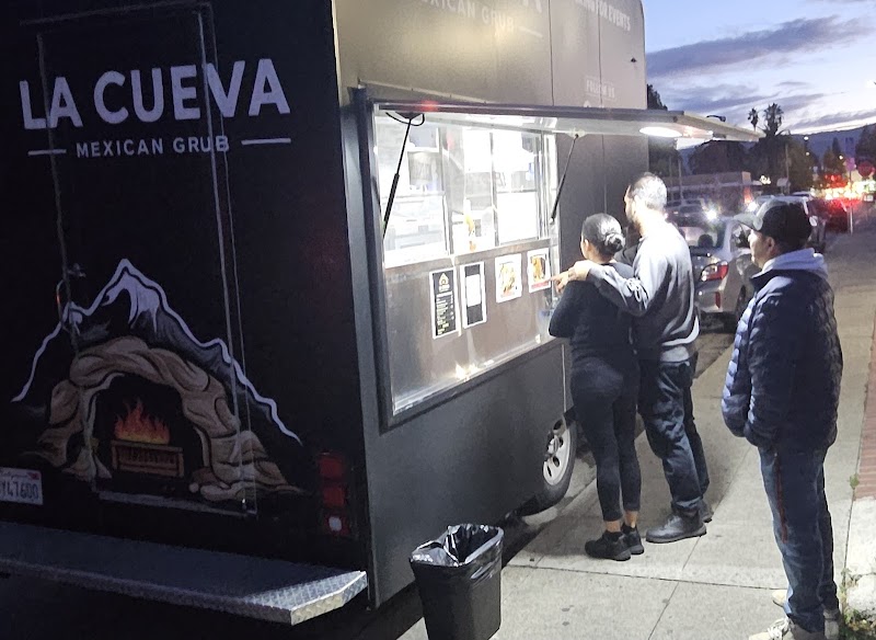 La Cueva Mexican Grub photo 3
