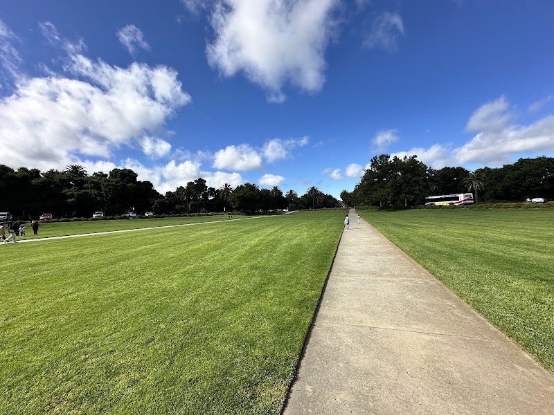 Campus Oval photo 5
