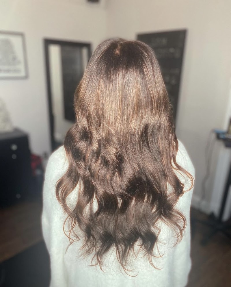 Photo of Ana Does My Hair Extensions