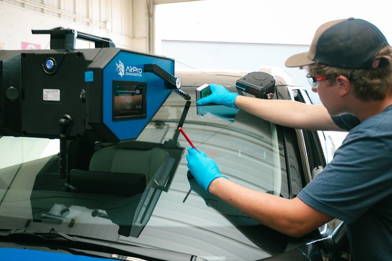 Auto Glass Only - Auto Glass & Windshield Replacement photo 3