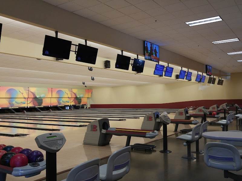Photo of Lakeshore Lanes