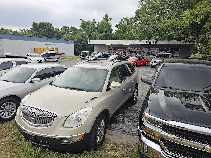 PRIME AUTO & TRUCK SALES LLC photo 2