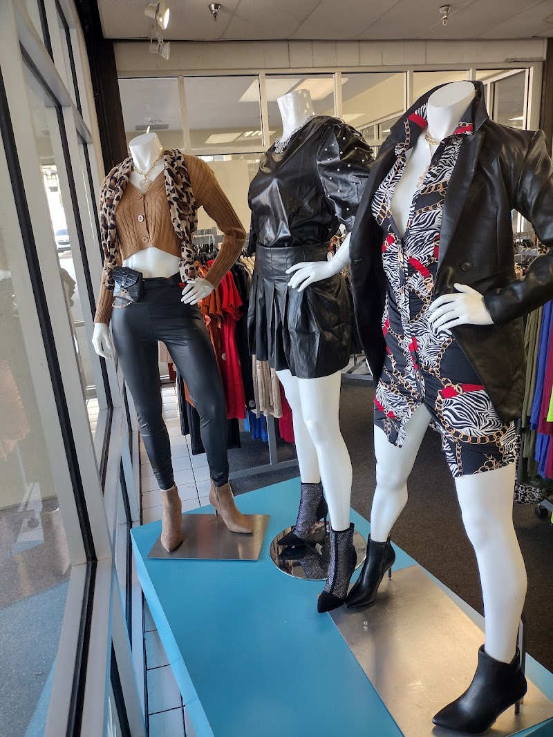 Rainbow Shops photo 3