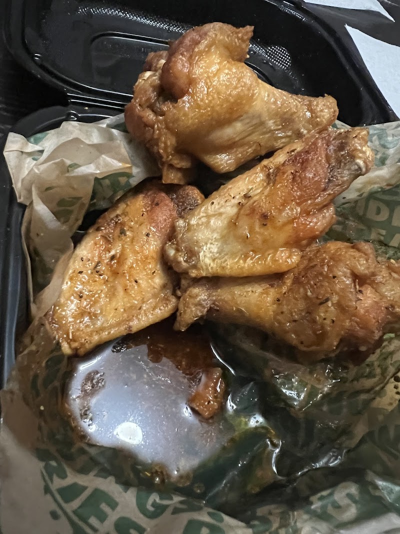 Wingstop photo 5