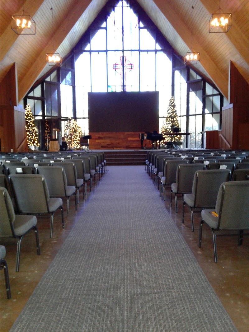 Menlo Church - Saratoga photo 2