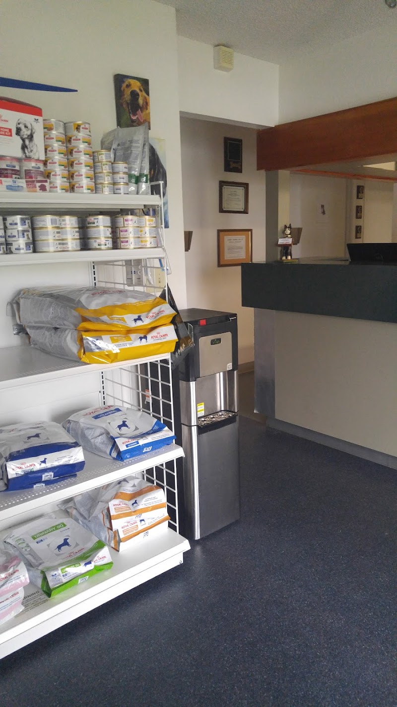 Tail Wag Inn Veterinary Hospital and Boarding Kennel photo 3