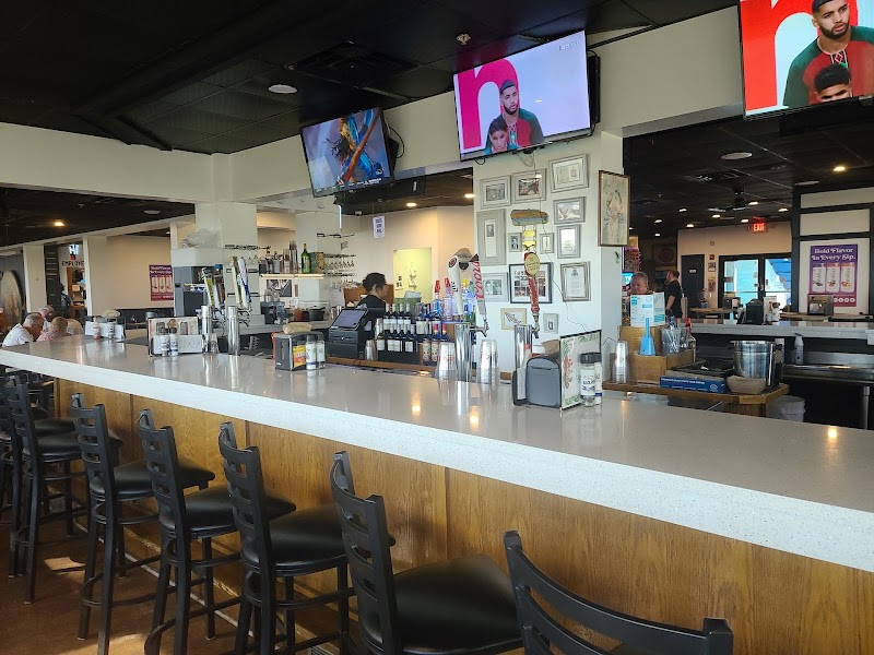 Crabby Bill's in St. Pete Beach photo 5