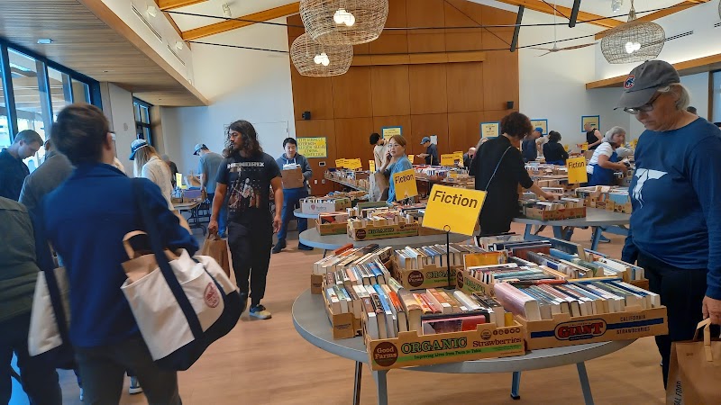Friends of the Library of Los Altos and Community photo 4
