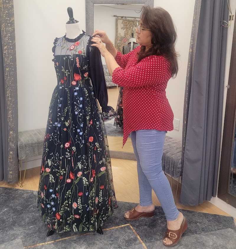 Arezu's Tailoring & Alterations photo 5