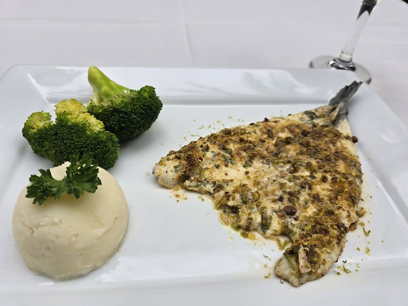 VILLA ROMANA Italian & Romanian Restaurant photo 2