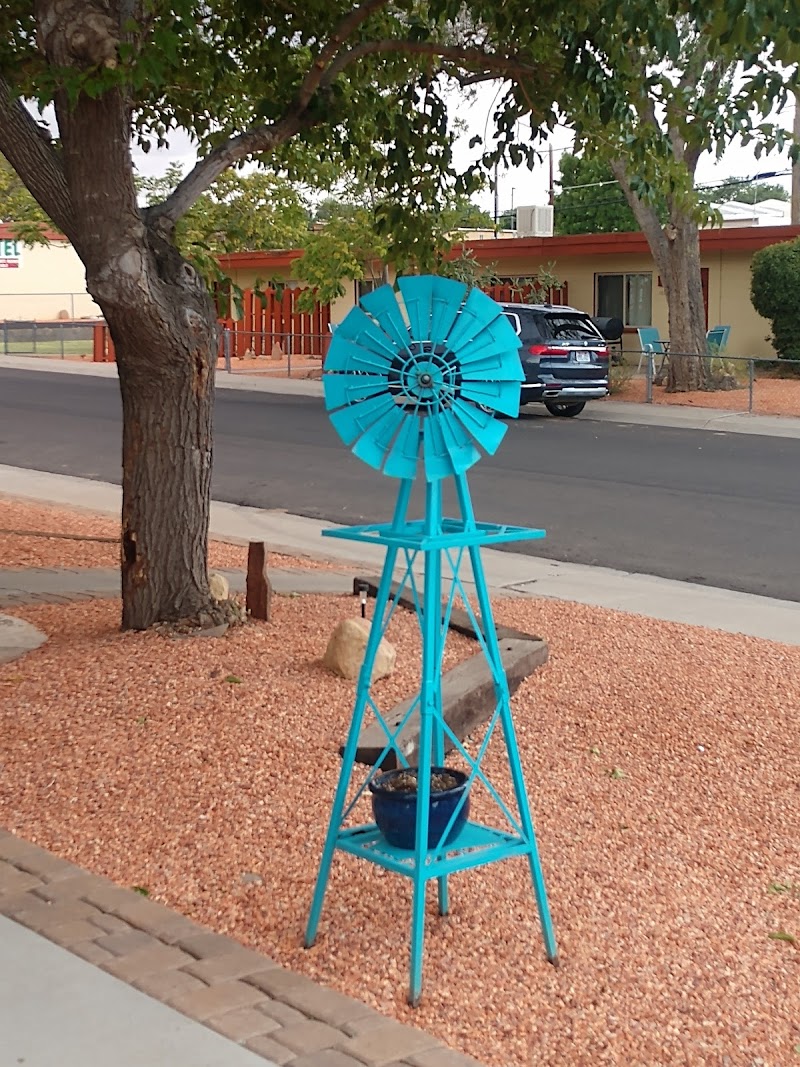 Red Rock Motel photo 3