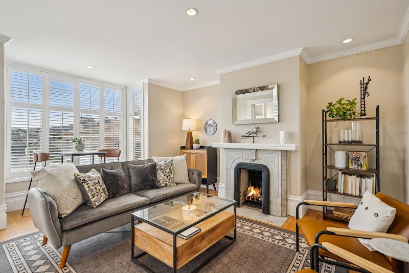 Sheldon Rilliet, Realtor® - Compass - DRE 01828200 photo 3