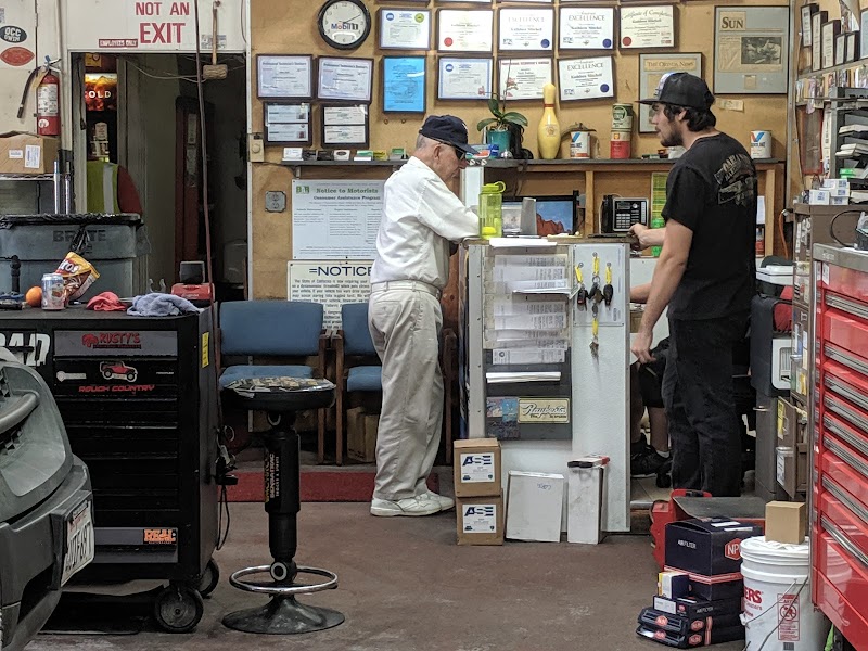 Orinda Shell Auto Care photo 5