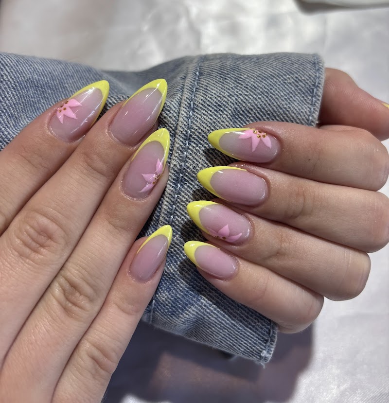 Indulgence Nails Day Spa photo 3