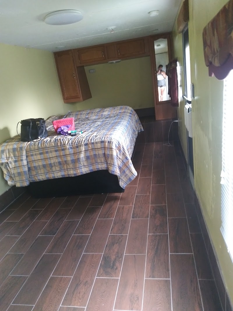 East Bay Motel photo 3